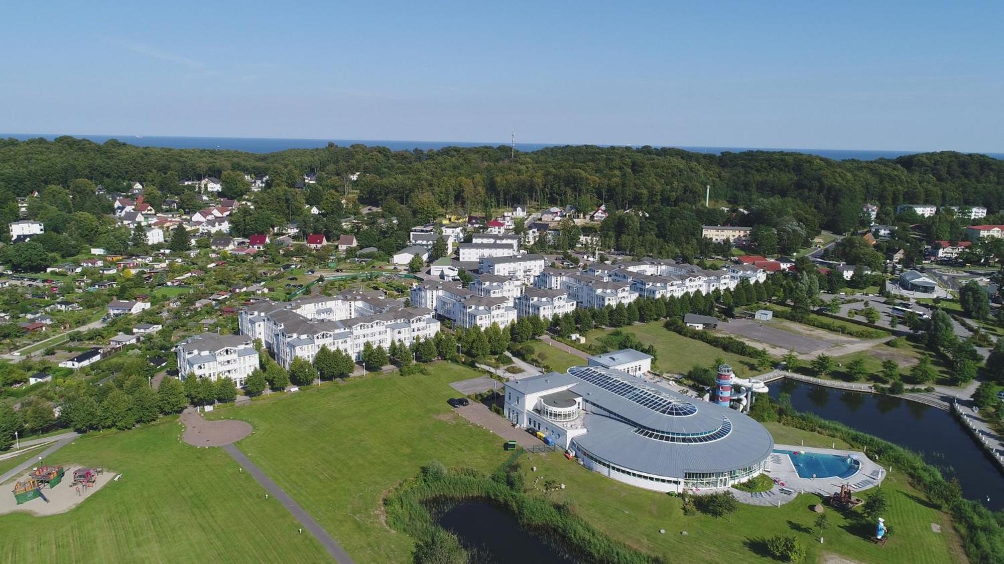 Haus Baltic 12 Mit Balkon - Zentrale Lage Im Ostseebad Sellin Exterior foto