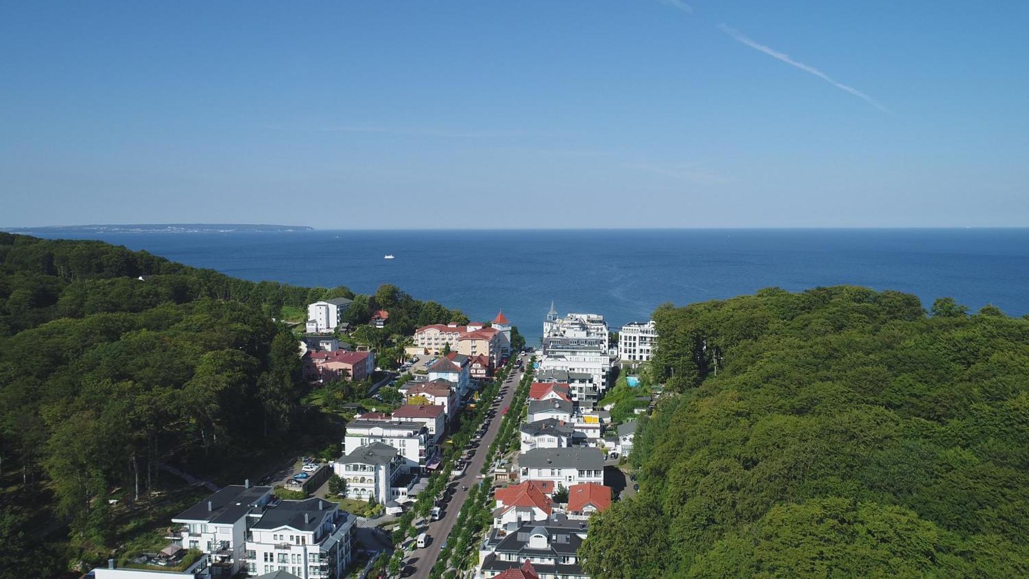 Haus Baltic 12 Mit Balkon - Zentrale Lage Im Ostseebad Sellin Exterior foto