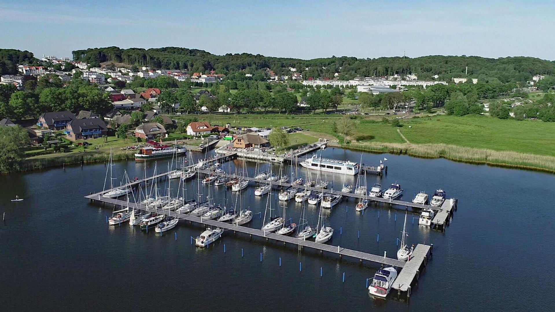 Haus Baltic 12 Mit Balkon - Zentrale Lage Im Ostseebad Sellin Exterior foto
