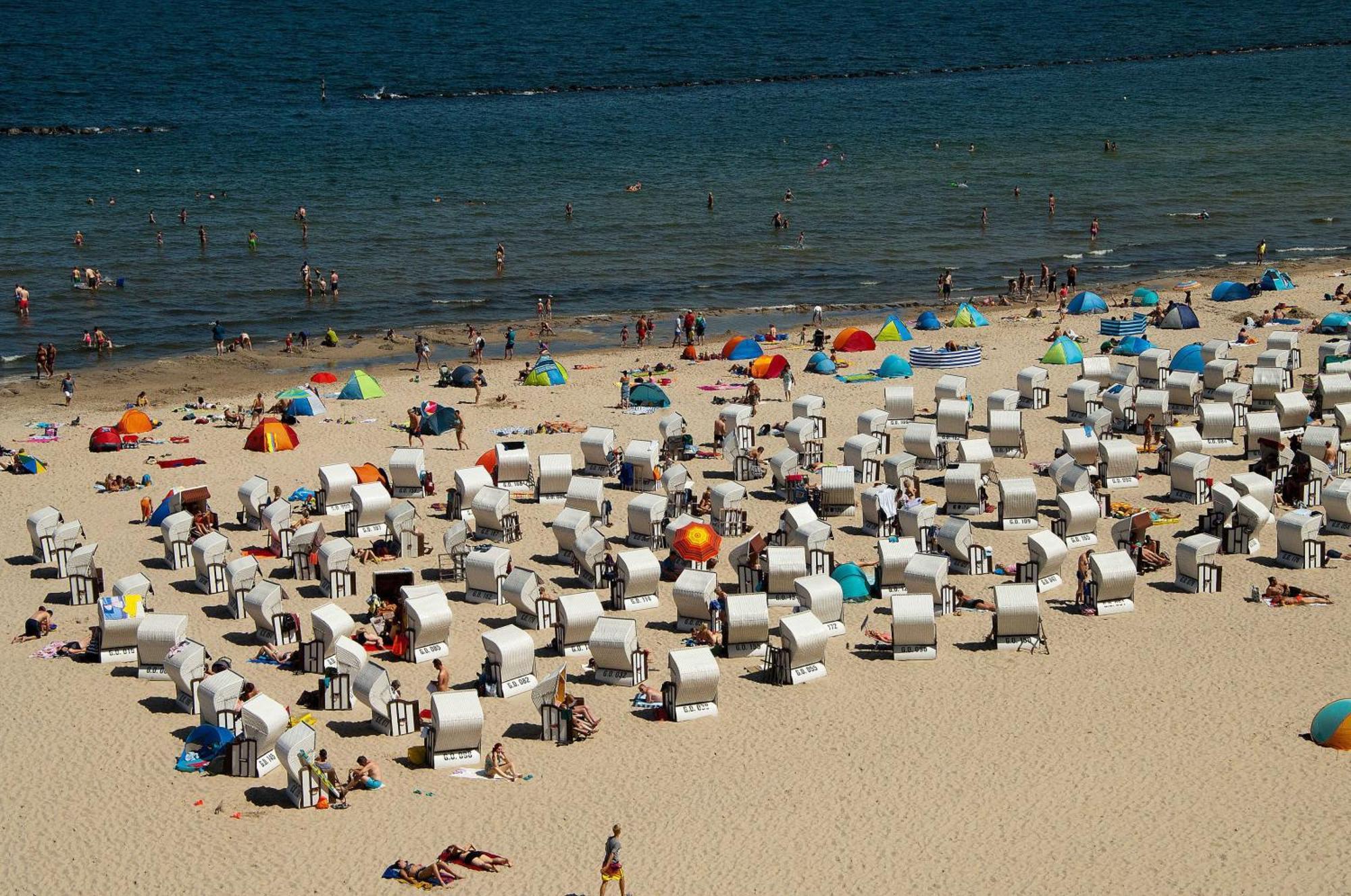 Haus Baltic 12 Mit Balkon - Zentrale Lage Im Ostseebad Sellin Exterior foto